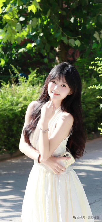 地下偶像蓝毛拔萝卜